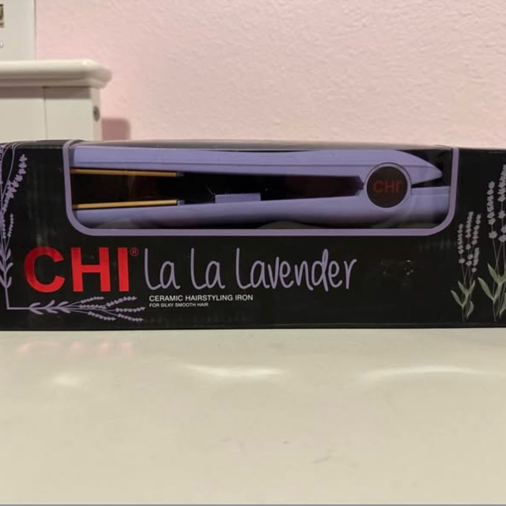 CHI La La Lavender 1” Ceramic Hairstyling Iron
